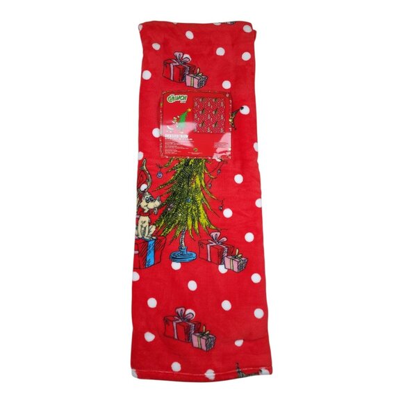 The Grinch Oversized Throw Blanket 60"x70" Christmas Red & White Polka Dots - Picture 9 of 11